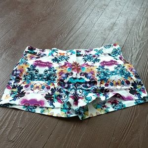 Nicole Miller shorts size 2